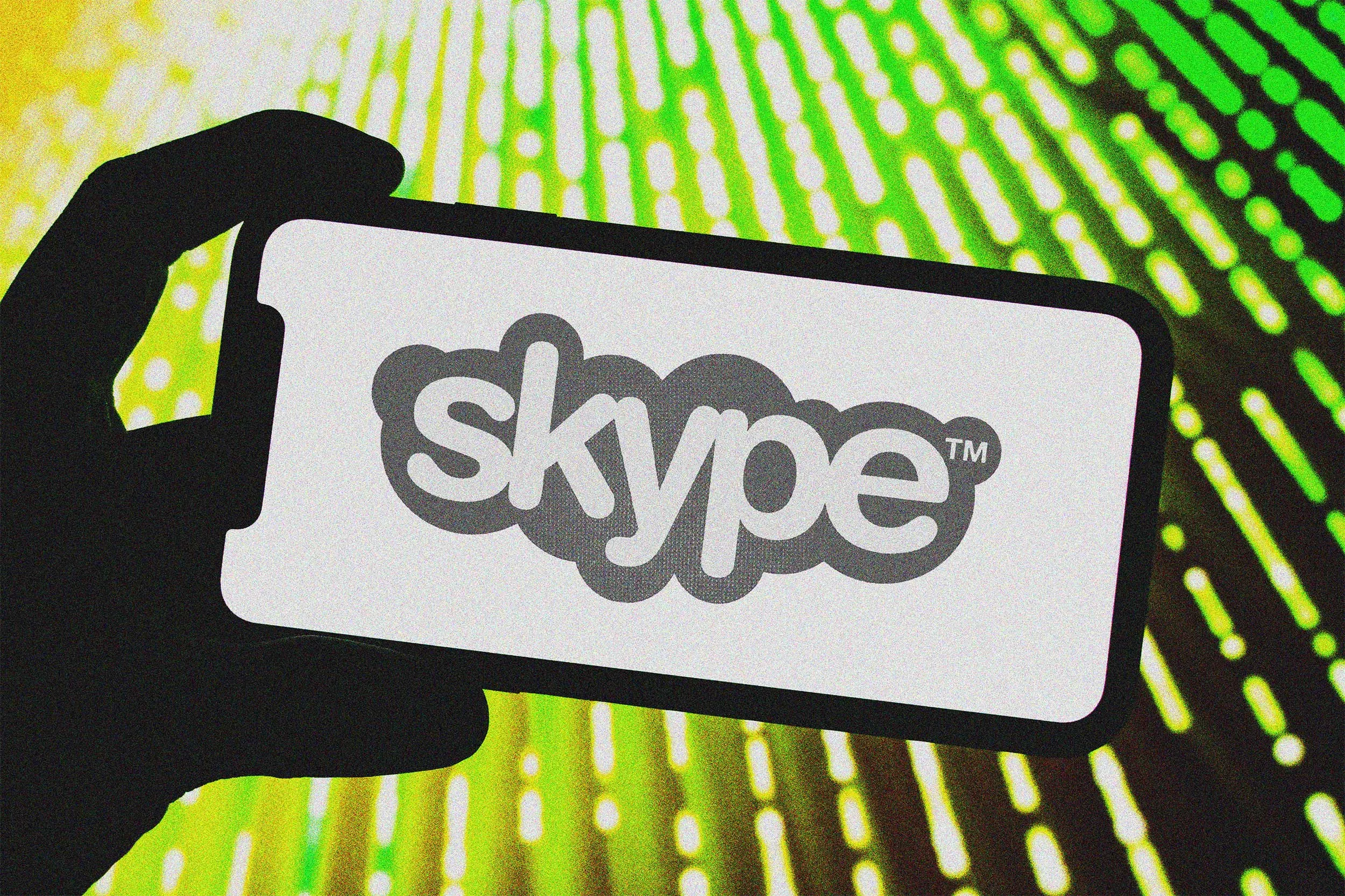 Skype updates its video conferencing feature, adding a background blur option.